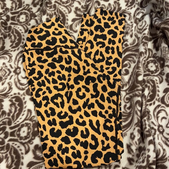 Balance Athletica leggings - Picture 2 of 2